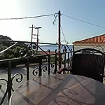 Aparthotel To Kastro Pylos