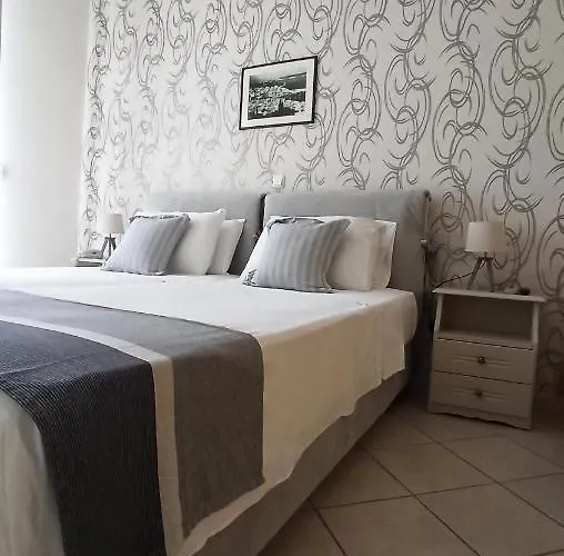 το κάστρο 2*