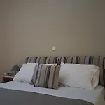 To Kastro Apartmanhotel