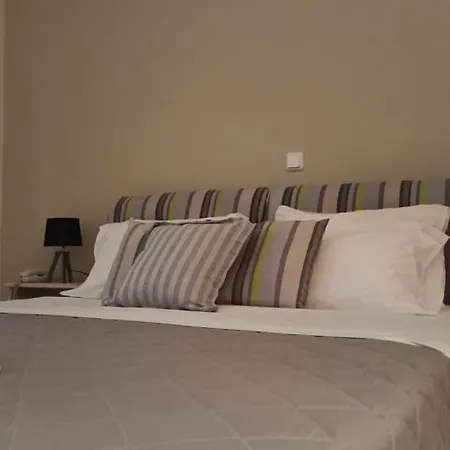 卡斯特罗公寓式酒店