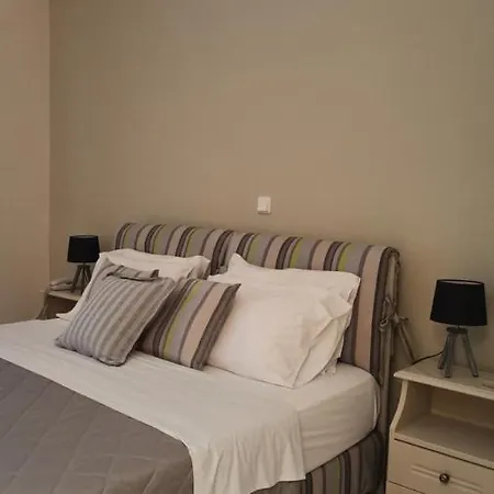 卡斯特罗公寓式酒店 公寓式酒店 皮洛斯