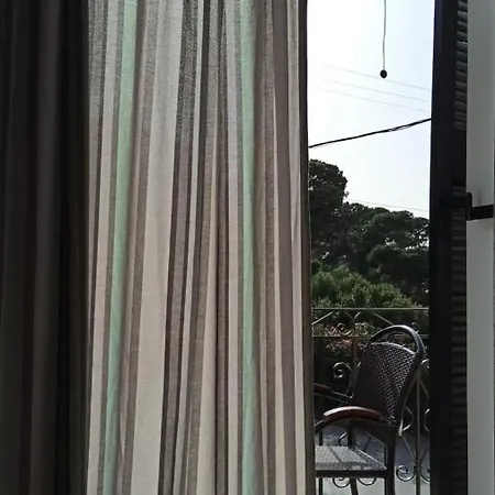To Kastro アパートホテル