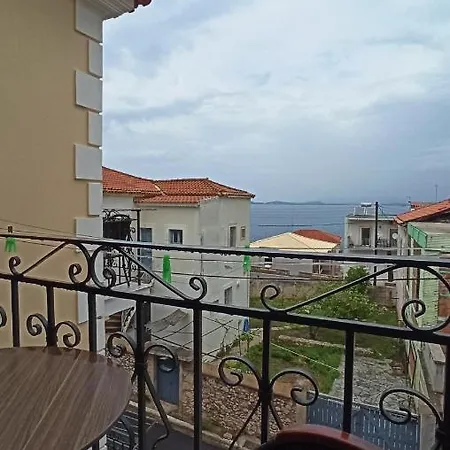 To Kastro 2* Pylos