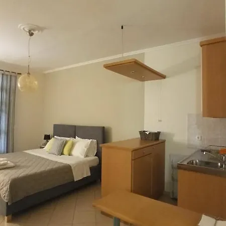 To Kastro Apart Otel 2*