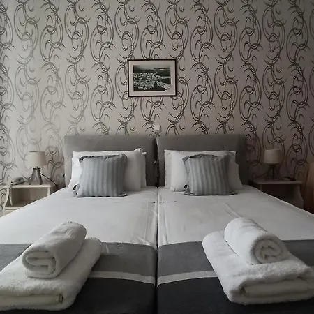 卡斯特罗公寓式酒店 2* 皮洛斯