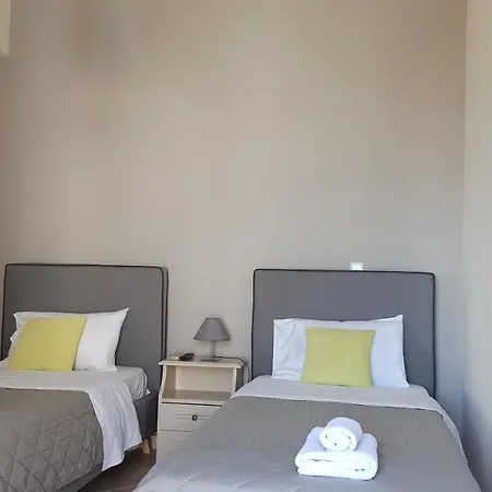 卡斯特罗公寓式酒店