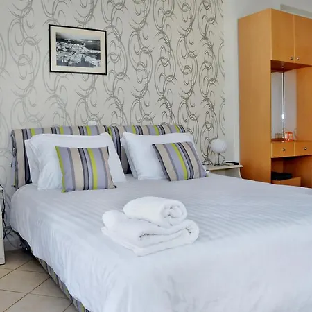 To Kastro Lägenhetshotell Pylos