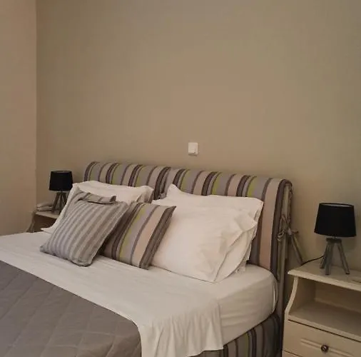 To Kastro Aparthotel Pylos