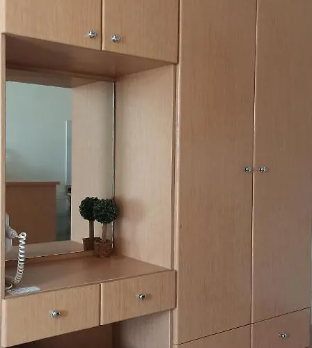 To Kastro Aparthotel Pylos