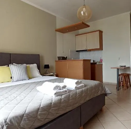 To Kastro Aparthotel Pylos