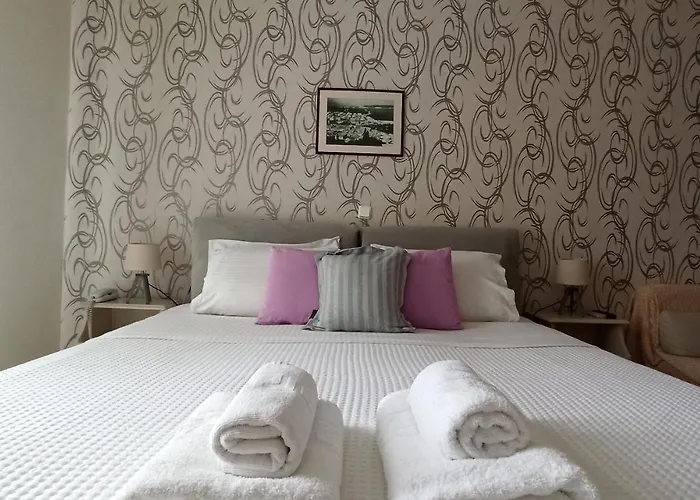 To Kastro Apart-hotel