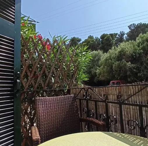 To Kastro Aparthotel Pylos